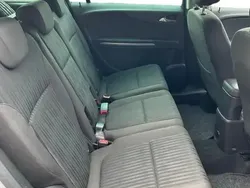 Silber Gebraucht 2017 Opel Zafira Edition Van / Kleinbus | 11.780 € (Guter Preis)