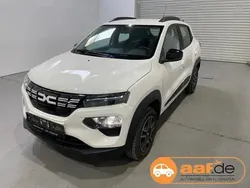 Weiß Gebraucht 2022 Dacia Spring Essentiel Kleinwagen | 10.950 € (Guter Preis)