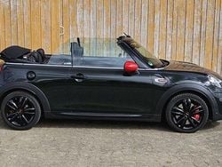 Grün Gebraucht 2018 Mini John Cooper Works Cabriolet Cabrio | 23.990 € (Fairer Preis)