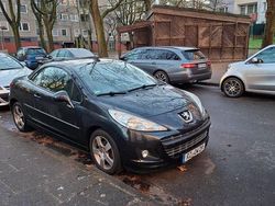 Schwarz Gebraucht 2011 Peugeot 207 CC Cabrio | 1.499 € (Superpreis)