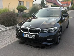 Schwarz Gebraucht 2021 BMW 320 M Sport Kombi | 31.500 € (Fairer Preis)