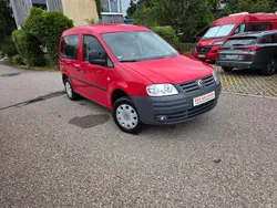 Rot Gebraucht 2009 VW Caddy Life Van / Kleinbus | 5.999 € (Fairer Preis)