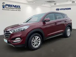 Ruby wine Gebraucht 2015 Hyundai Tucson Style SUV | 15.860 € (Fairer Preis)