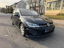 Schwarz Gebraucht 2017 VW Golf VII Sound Limousine | 12.999 €