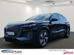 Mythosschwarz metallic Gebraucht 2024 Audi Q6 e-tron Ambiente SUV | 69.890 € (Teuer)