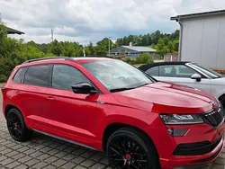 Rot Gebraucht 2019 Skoda Karoq SportLine SUV | 23.499 € (Fairer Preis)