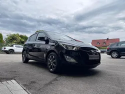 Schwarz Gebraucht 2014 Hyundai i20 Style Kleinwagen | 6.800 € (Fairer Preis)