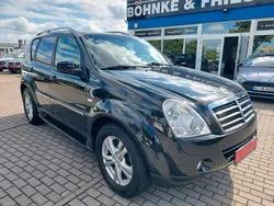 Schwarz Gebraucht 2012 Ssangyong Rexton II SUV | 11.999 €