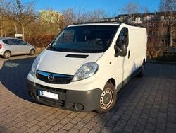 Weiß Gebraucht 2010 Opel Vivaro Van / Kleinbus | 6.950 € (Fairer Preis)