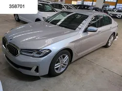 Silver metallic Gebraucht 2021 BMW 530e Luxury Line Limousine | 28.950 € (Guter Preis)