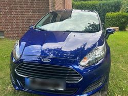 Blau Gebraucht 2013 Ford Fiesta SYNC Edition Kleinwagen | 6.500 € (Fairer Preis)