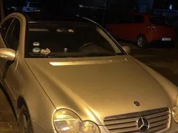 Silber Gebraucht 2003 Mercedes C200 Limousine | 2.900 € (Guter Preis)