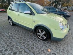 Grün Gebraucht 2005 VW Polo Cross Kleinwagen | 1.500 € (Superpreis)