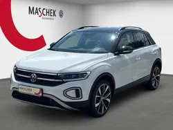Pure white / schwarz Neu 2025 VW T-Roc Style SUV | 35.790 € (Fairer Preis)