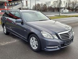 Grau Gebraucht 2011 Mercedes E220 Kombi | 6.900 € (Guter Preis)
