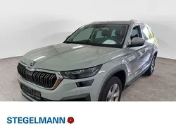 Grau Gebraucht 2023 Skoda Kodiaq Style SUV | 35.810 € (Guter Preis)