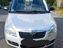 Silber Gebraucht 2006 Skoda Roomster Kombi | 2.500 € (Fairer Preis)