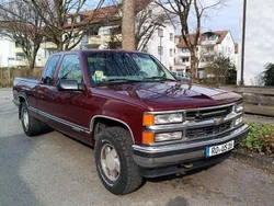 Rot Gebraucht 1997 Chevrolet Silverado SUV | 15.200 €