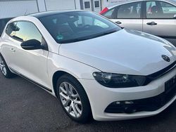 Weiß Gebraucht 2011 VW Scirocco Coupé | 5.800 € (Fairer Preis)