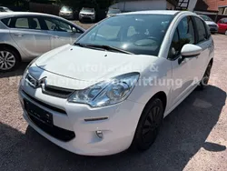 Weiß Gebraucht 2016 Citroën C3 PureTech Kleinwagen | 5.500 € (Guter Preis)