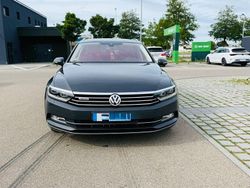 Grau Gebraucht 2016 VW Passat Limousine | 18.000 € (Fairer Preis)
