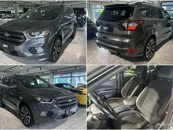 Grau Gebraucht 2017 Ford Kuga ST-Line SUV | 9.999 € (Guter Preis)