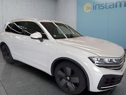Beige Gebraucht 2024 VW Touareg SUV | 65.949 € (Guter Preis)