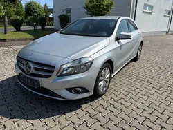 Silber Gebraucht 2014 Mercedes A180 Limousine | 7.990 € (Guter Preis)