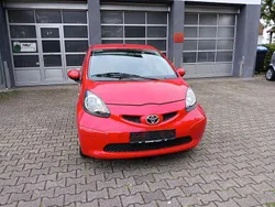 Rot Gebraucht 2007 Toyota Aygo Cool Kleinwagen | 2.200 € (Fairer Preis)