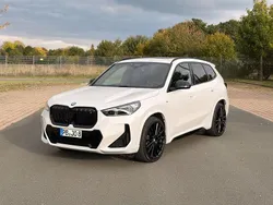 Weiß Gebraucht 2023 BMW iX1 M Sport SUV | 39.600 € (Fairer Preis)