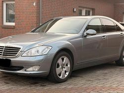 Grau Gebraucht 2007 Mercedes S320 Limousine | 4.500 €