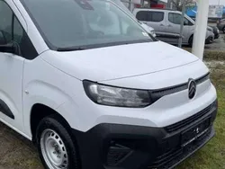 Lackierung weiss icy Neu 2024 Citroën Berlingo PureTech Van / Kleinbus | 22.680 € (Fairer Preis)