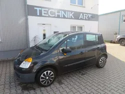 Schwarz Gebraucht 2005 Renault Modus Van / Kleinbus | 599 € (Superpreis)