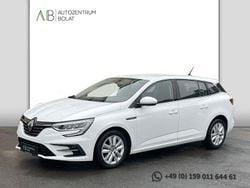 Weiß Gebraucht 2023 Renault Mégane IV Kombi | 16.900 € (Guter Preis)
