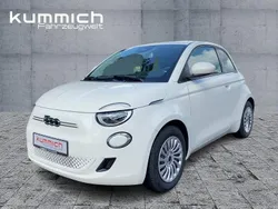 Weiß Gebraucht 2023 Fiat 500e Limousine | 24.990 €