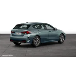 Grün Gebraucht 2024 BMW 118 Kleinwagen | 35.413 €