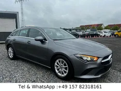 Grau Gebraucht 2020 Mercedes CLA180 Shooting Brake Kombi | 16.750 € (Fairer Preis)