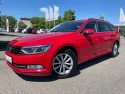 Rot Gebraucht 2018 VW Passat Comfortline Kombi | 16.400 € (Guter Preis)
