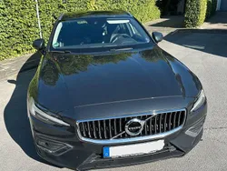 Grau Gebraucht 2018 Volvo V60 Inscription Kombi | 27.499 € (Teuer)