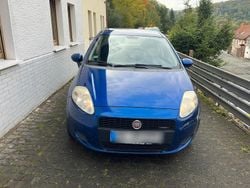 Blau Gebraucht 2009 Fiat Punto Kleinwagen | 1.500 € (Fairer Preis)