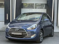 Blau Gebraucht 2018 Hyundai ix20 Passion Plus Van / Kleinbus | 10.850 € (Guter Preis)