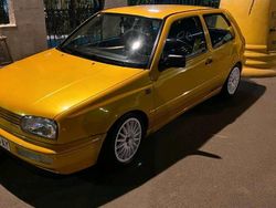 Gelb Gebraucht 2008 VW Golf VI Kleinwagen | 7.999 €