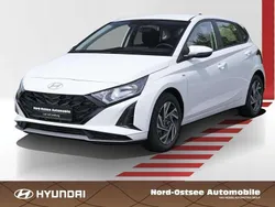 Weiß Gebraucht 2025 Hyundai i20 Trend Limousine | 19.970 € (Fairer Preis)