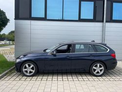 Blau Gebraucht 2014 BMW 330 Sport Line Kombi | 16.999 € (Guter Preis)