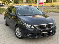 Schwarz Gebraucht 2018 Peugeot 308 Kombi | 6.499 € (Etwas zu teuer)
