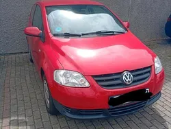 Rot Gebraucht 2006 VW Fox Kleinwagen | 1.000 € (Superpreis)