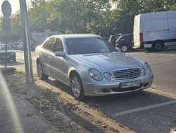 Silber Gebraucht 2004 Mercedes E220 Elegance Limousine | 5.350 € (Etwas zu teuer)