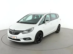 Weiß Gebraucht 2018 Opel Zafira Tourer Van / Kleinbus | 16.530 € (Etwas zu teuer)