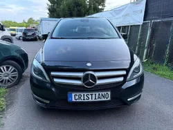 Schwarz Gebraucht 2013 Mercedes B200 Van / Kleinbus | 7.499 € (Fairer Preis)