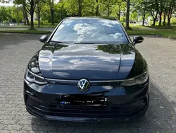 Schwarz Gebraucht 2024 VW Golf VIII R-line Limousine | 30.000 € (Guter Preis)